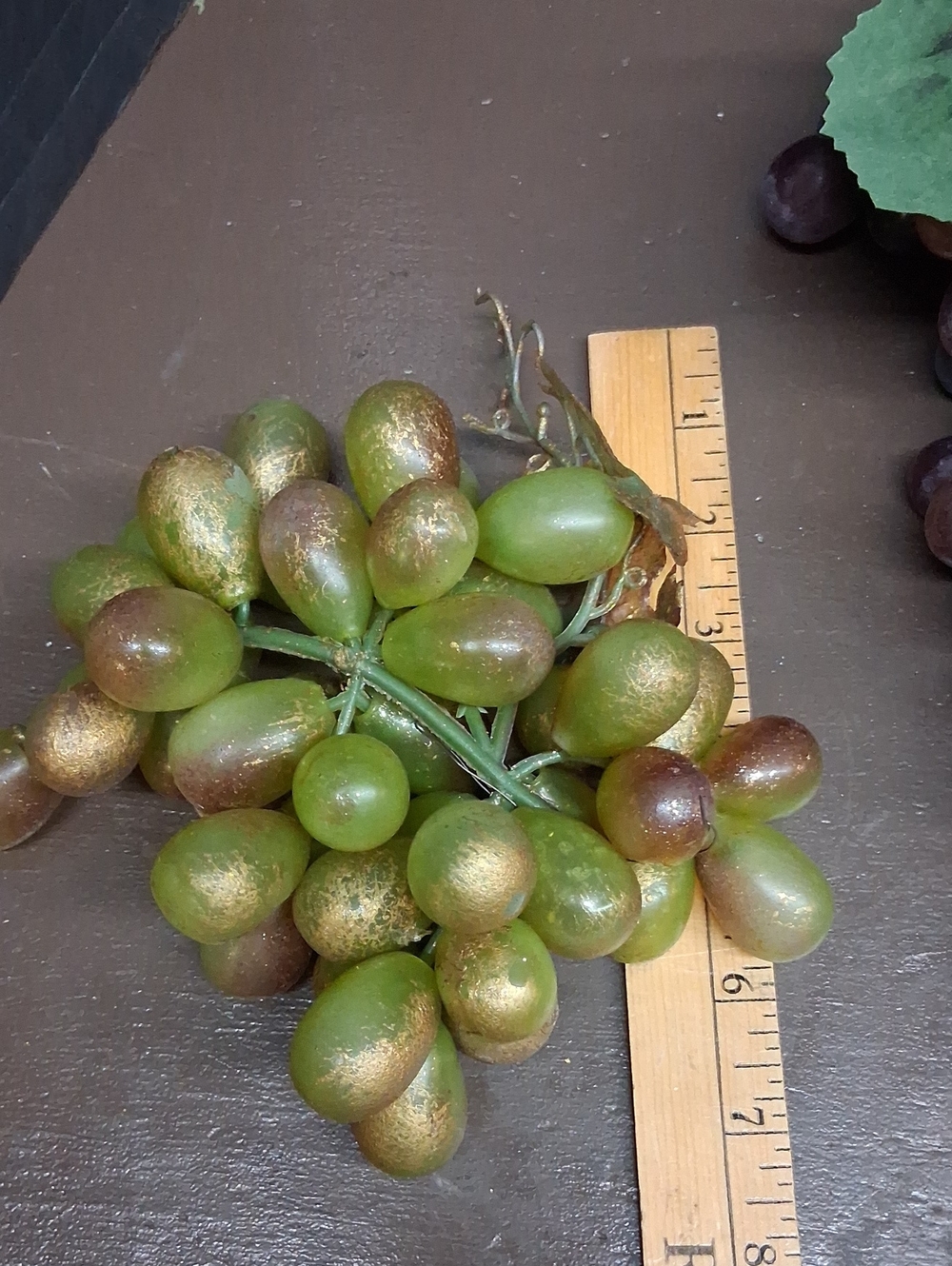 Collection Botanical Faux Grape Clusters (Set 3) - Picture 5 of 7